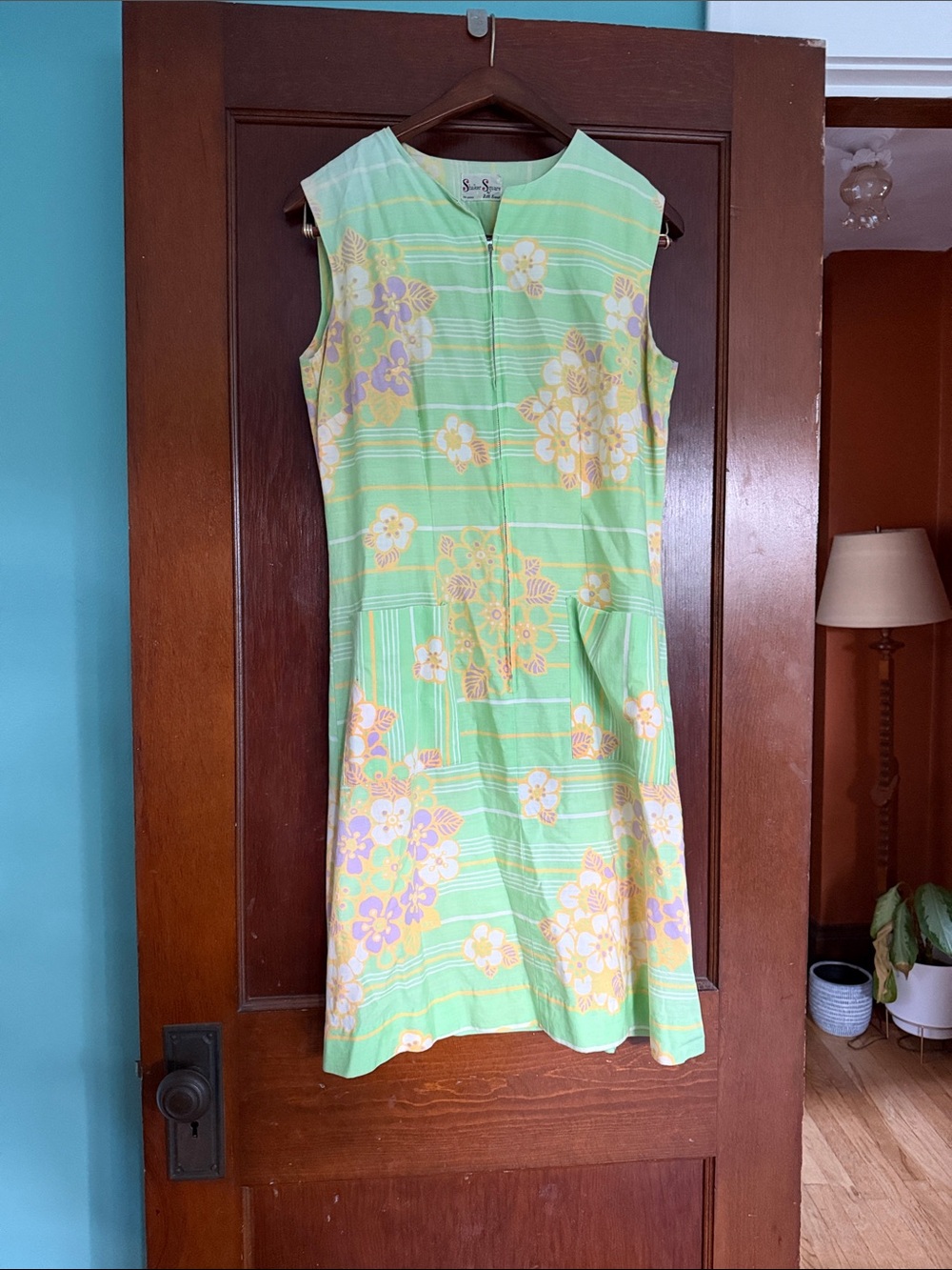 Vintage Green Floral Shift Dress